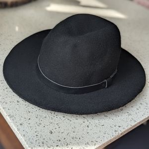 Black wool hat